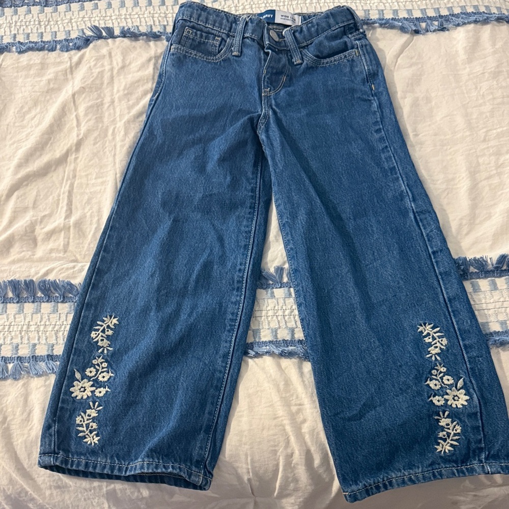 Old Navy Girls Blue Wide-Leg Jeans with White Floral Embroidery
